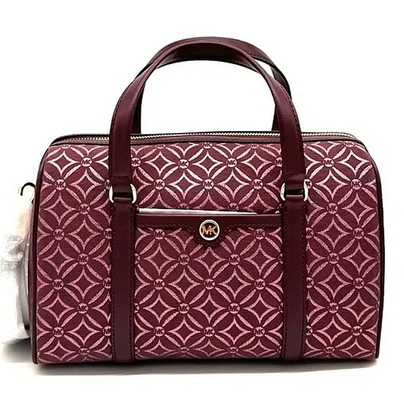 Jet Set Travel Medium Signature Logo Duffel Crossbody Bag Burgundy - Picture 1 of 8